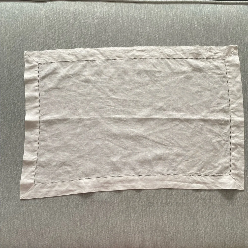 Vintage White Cotton/Linen Blend Handkerchief - Picture 3 of 9